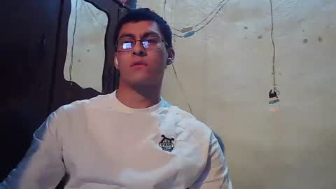 oomaurooo online show from 01/12/26, 05:12