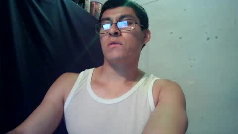 Snapshot of oomaurooo chatting on 06/26/26, 07:35 oomaurooo online show from 06/26/26, 07:35