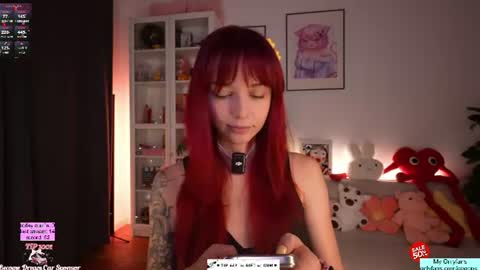 Snapshot of oooops__ chatting on 07/04/26, 05:13 Eva online show from 07/04/26, 05:13
