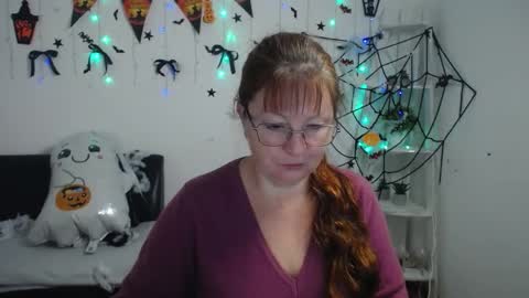 Vanessa online show from 10/27/25, 06:17