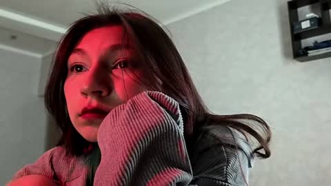 Snapshot of oraandreoni chatting on 06/24/26, 01:10 Keyka online show from 06/24/26, 01:10