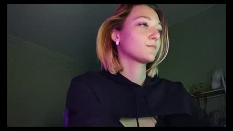 Melani  online show from 03/02/25, 03:05