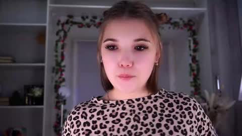 Jenny online show from 12/14/25, 02:50