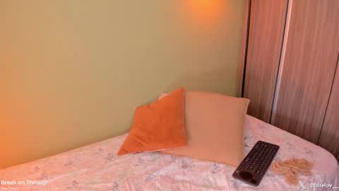 Claire online show from 12/21/25, 04:25