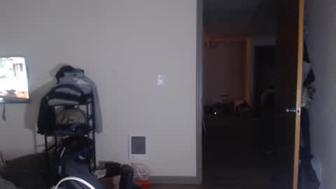 Snapshot of oregon87 chatting on 05/04/26, 02:40 The Oregon Lumberjack online show from 05/04/26, 02:40