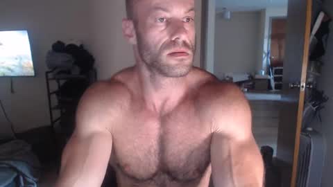 Snapshot of oregon87 chatting on 05/07/26, 01:22 The Oregon Lumberjack online show from 05/07/26, 01:22