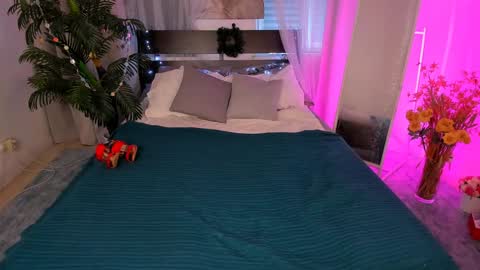 Snapshot of orfeya_one chatting on 01/01/25, 10:03 Orfeya online show from 01/01/25, 10:03