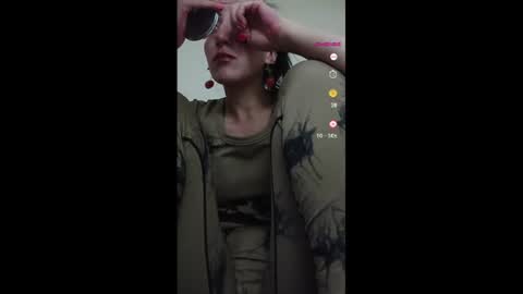 oriana_111 online show from 07/09/26, 05:00
