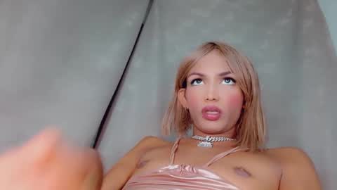 Oriana braom online show from 02/28/25, 11:56