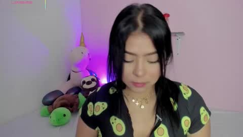 Snapshot of oriana_guzman chatting on 11/14/25, 02:10 Miss Guzman online show from 11/14/25, 02:10