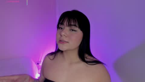 Snapshot of oriana_guzman chatting on 02/13/26, 01:23 Miss Guzman online show from 02/13/26, 01:23