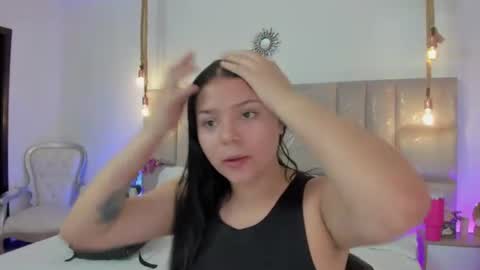 Snapshot of oriana_guzman chatting on 07/19/26, 10:46 Miss Guzman online show from 07/19/26, 10:46