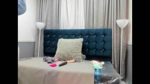 Oriana  online show from 04/14/26, 11:27