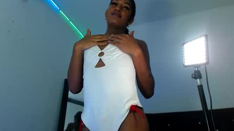 Oriana online show from 01/22/25, 02:03