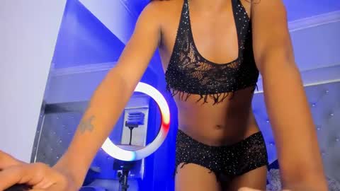 Oriana online show from 03/04/25, 10:02