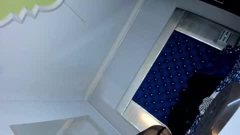 Oriana online show from 11/06/25, 08:10