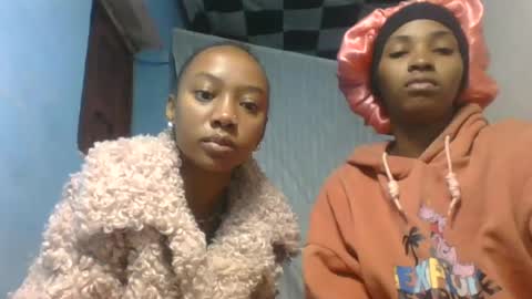 orianie064 online show from 06/27/26, 05:23