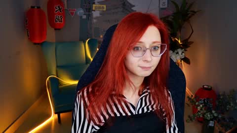 Orianna -  Hi Im into geek culture cosplay crafting LARP games. Shall we play DnD online show from 01/07/25, 06:45