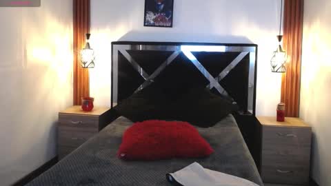 ORIANNA online show from 12/21/25, 04:36