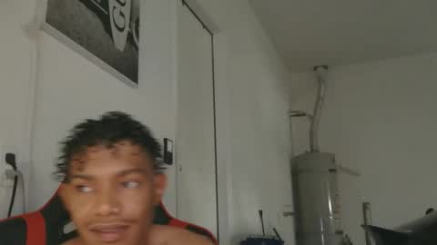 Snapshot of originalcali95 chatting on 11/15/25, 05:09 originalcali95 online show from 11/15/25, 05:09