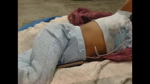 Snapshot of originalcali95 chatting on 11/16/25, 05:13 originalcali95 online show from 11/16/25, 05:13