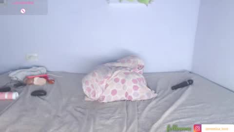 orihime_love online show from 02/09/25, 08:11