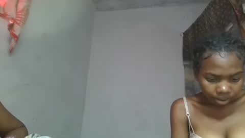 ornellahhh online show from 10/27/25, 10:41