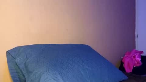 osarito3x online show from 02/11/26, 01:54