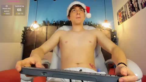 Oscar online show from 12/22/25, 02:52