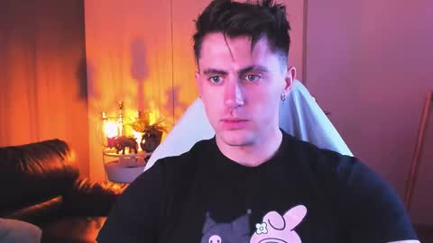 Oscar online show from 10/06/25, 09:23