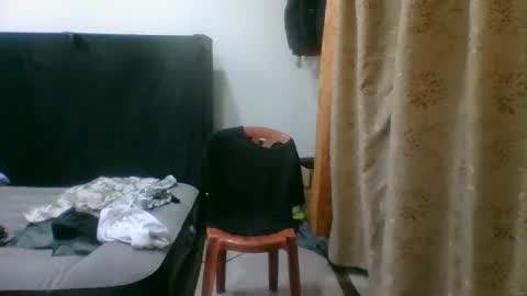 oscarjhe3512 online show from 11/02/25, 04:59