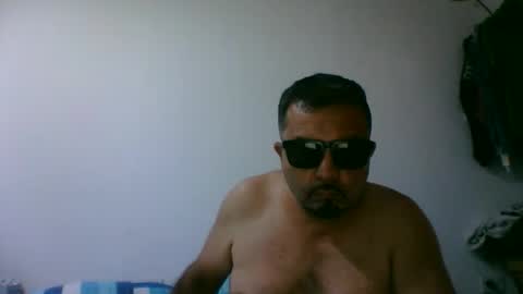 Snapshot of oscarjhe3512 chatting on 05/10/26, 08:25 oscarjhe3512 online show from 05/10/26, 08:25