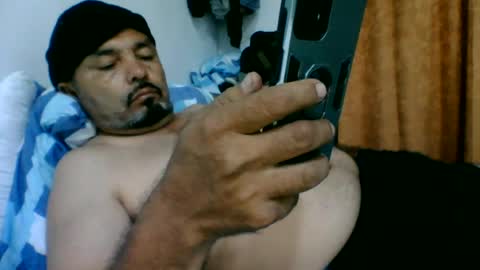 Snapshot of oscarjhe3512 chatting on 06/14/26, 02:24 oscarjhe3512 online show from 06/14/26, 02:24