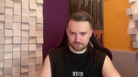 Oscar Steel Savage online show from 01/29/25, 07:43