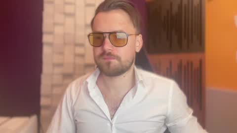 Oscar Steel Savage online show from 01/31/25, 08:22