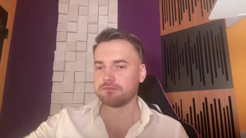 Oscar Steel Savage online show from 02/06/25, 06:24