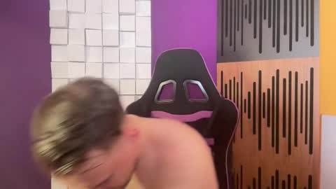 Oscar Steel Savage online show from 02/09/25, 11:04