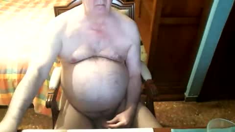 Snapshot of oscarw chatting on 06/02/26, 03:36 Oscar online show from 06/02/26, 03:36