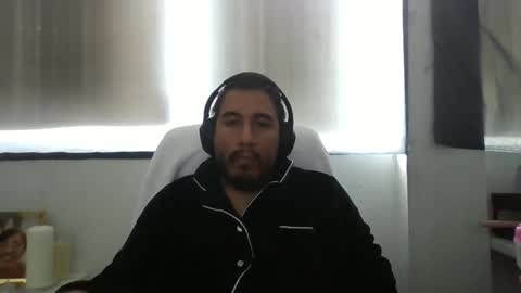 Snapshot of oscaryn_martell chatting on 09/21/25, 03:57 oscaryn_martell online show from 09/21/25, 03:57