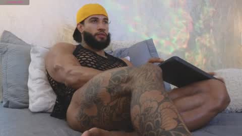 osher_cox online show from 04/11/26, 01:26