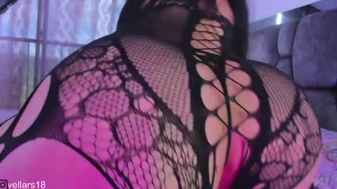 vella online show from 04/17/26, 08:23