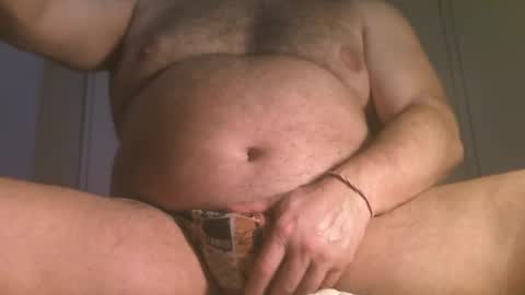 Snapshot of osolicencioso chatting on 10/16/25, 05:30 Oso Licencioso online show from 10/16/25, 05:30