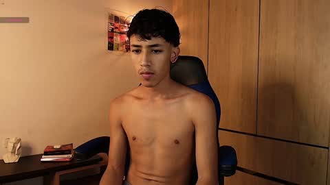 ostin 18hot online show from 01/07/25, 03:35