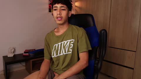 ostin 18hot online show from 01/19/25, 01:10