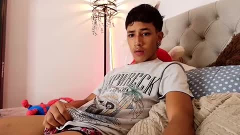 ostin 18hot online show from 11/13/25, 04:33