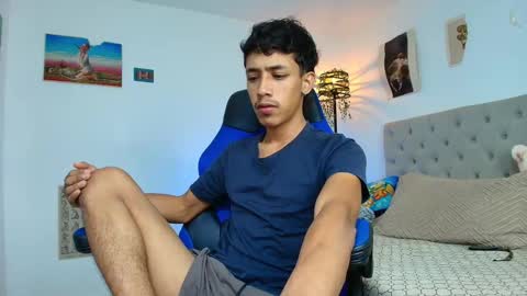 ostin 18hot online show from 11/26/25, 02:56