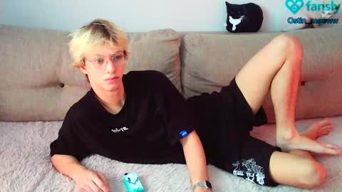 Ostin online show from 02/12/25, 08:27