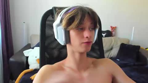 Ostin online show from 09/19/25, 04:47