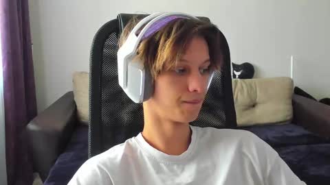 Ostin online show from 09/23/25, 07:11