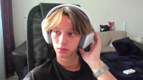 Ostin online show from 09/27/25, 11:04